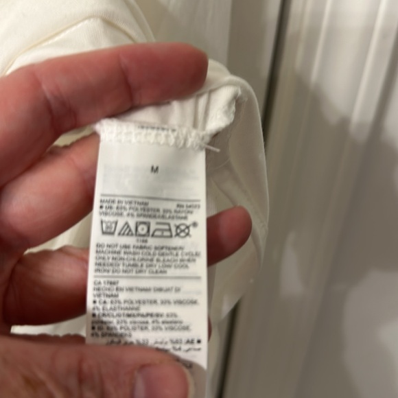 NWT Old Navy Active Top - Picture 4 of 8